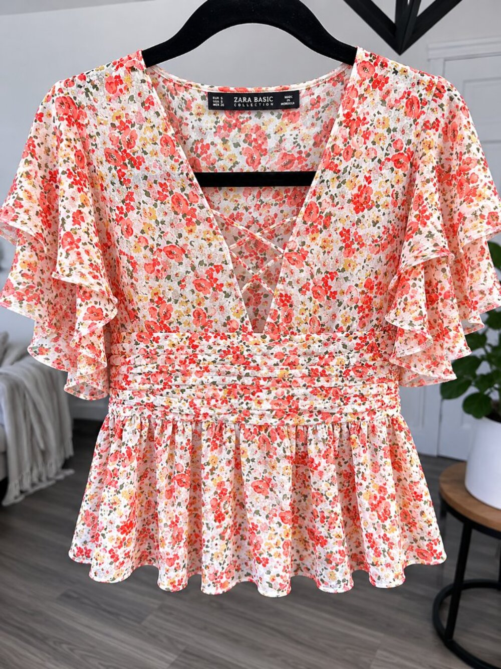 Zara Basic Floral Ruffle Peplum Blouse Size Small